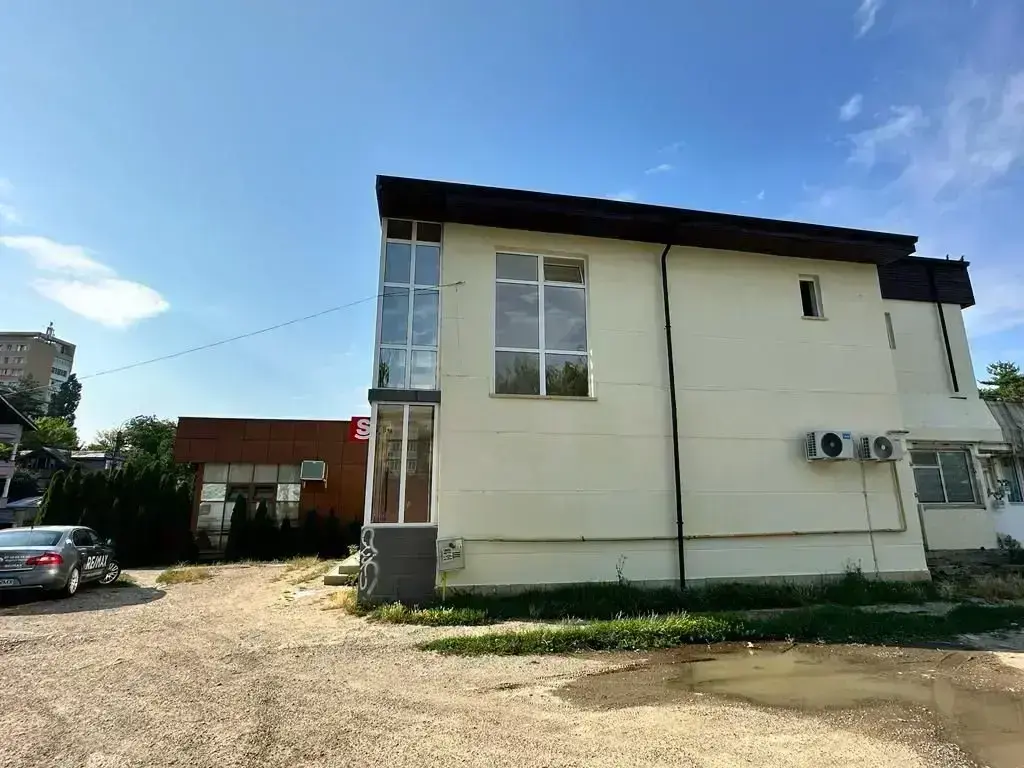 spatiu-comercial-de-inchiriat-strada-alecu-russo-bacau-2