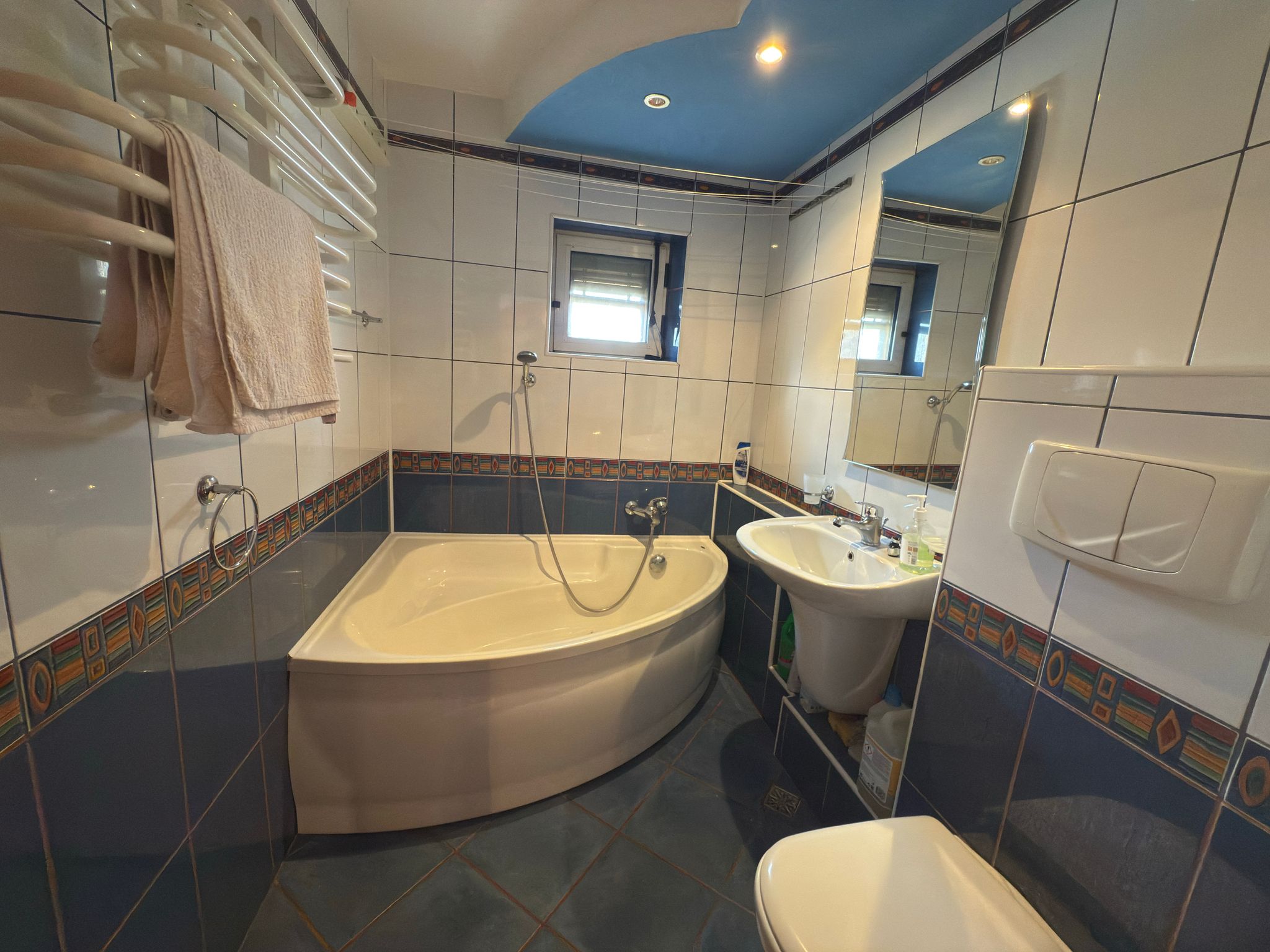 Featured image 3