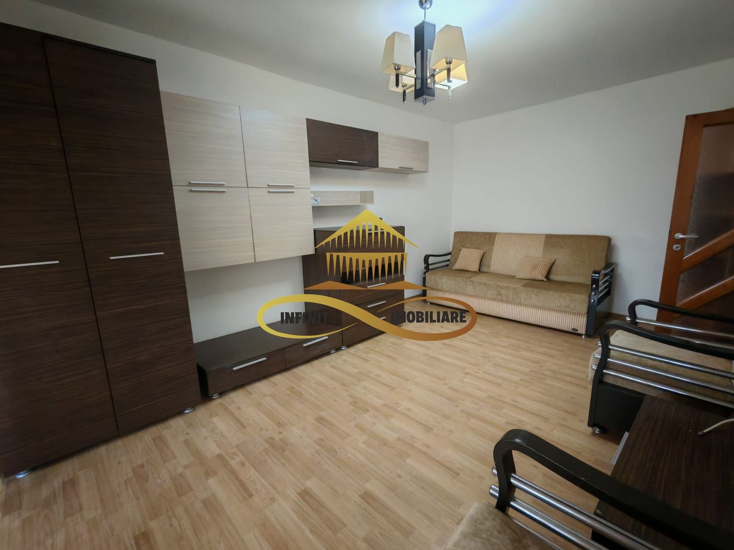 **De închiriat apartament 2 camere – Strada Milcov** - Featured Image 1