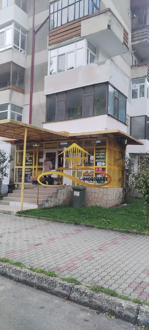 Spatiu comercial de vanzare - Featured Image 1