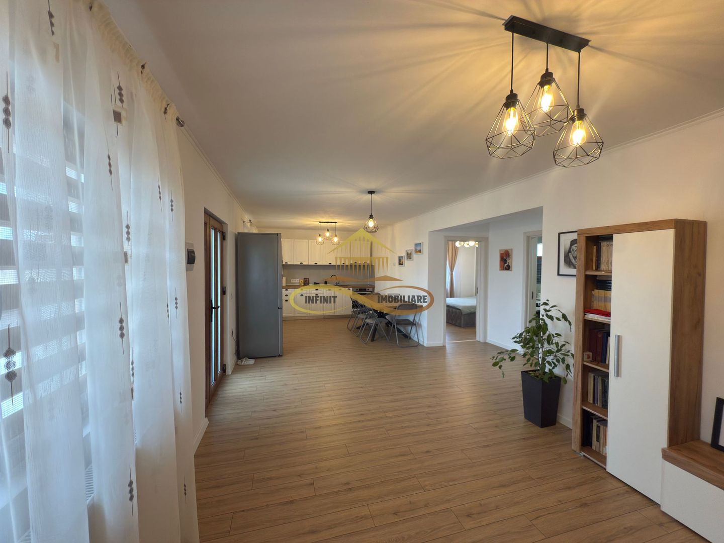 Casa de vanzare Hemeius, Bacau - Featured Image 1