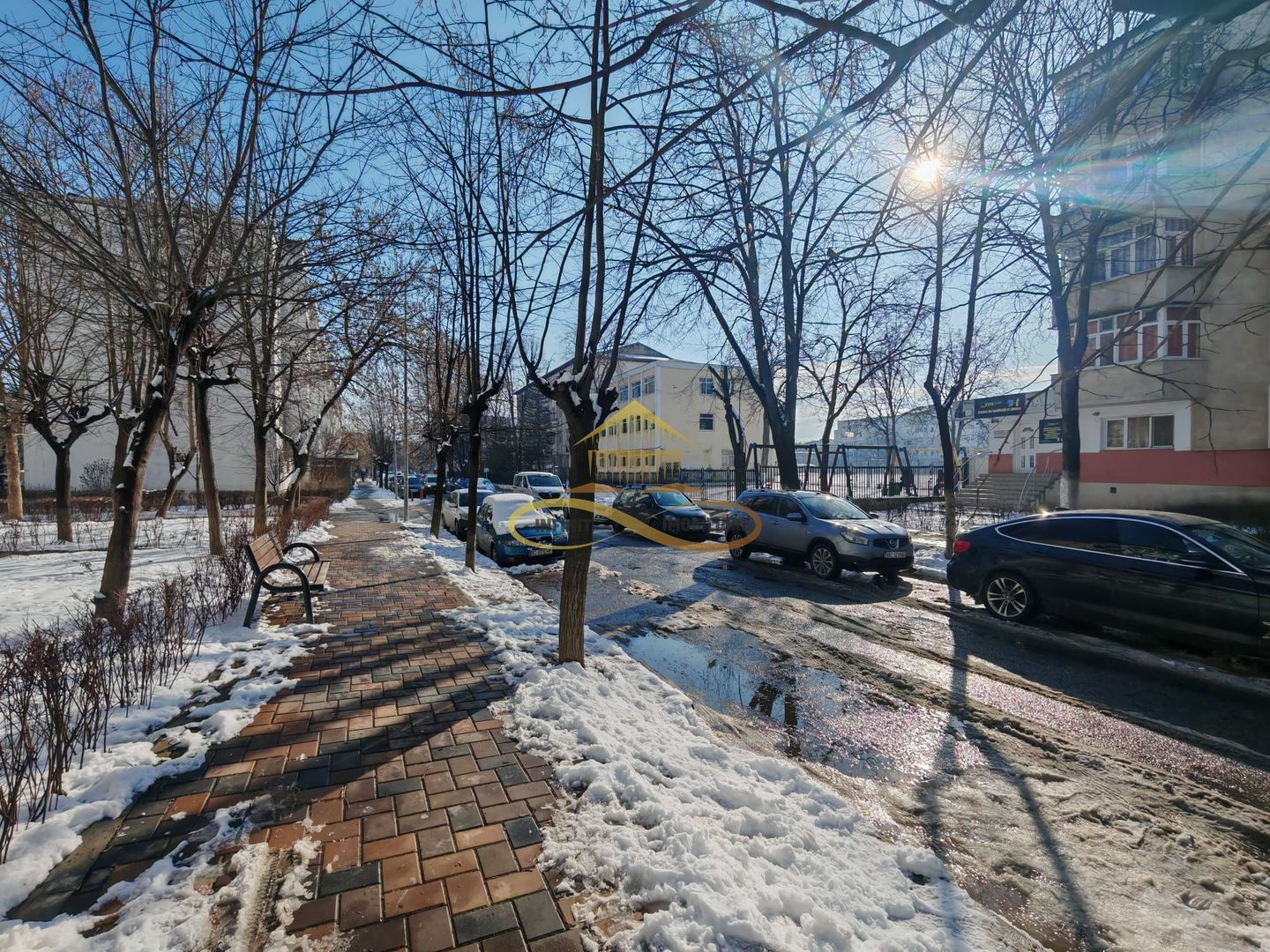 Se vinde apartament, zona Mioritei – 3 CAMERE, 2 BAI - Featured Image 1