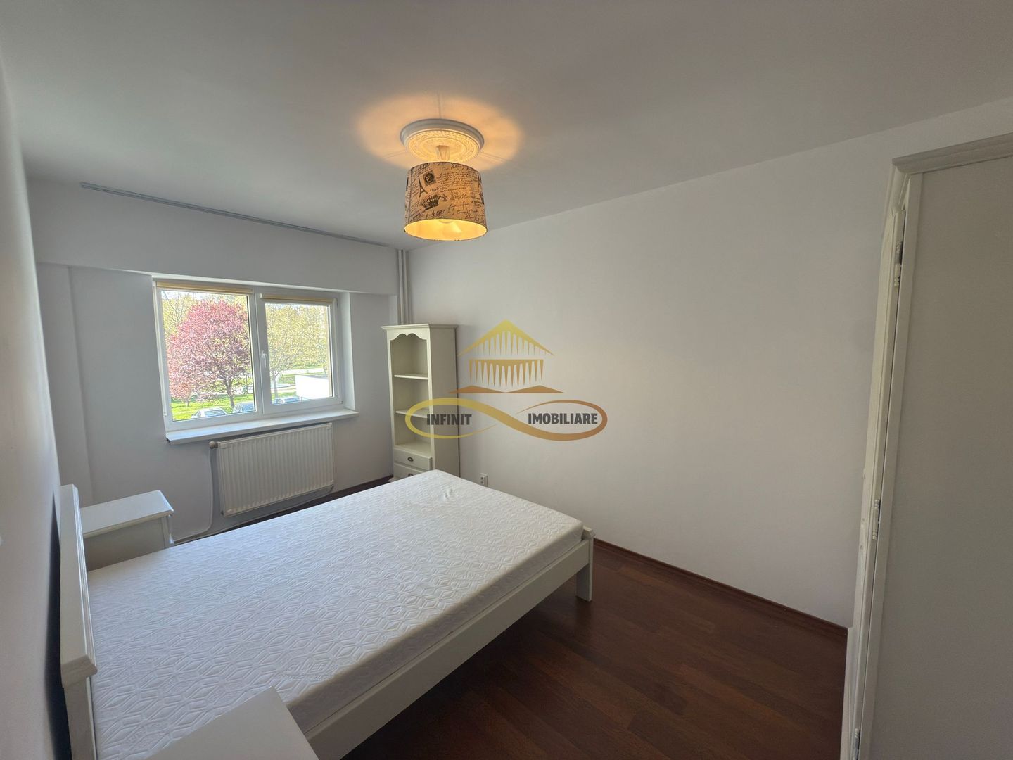 Apartament 3 camere de inchiriat parcul catedralei Bacau - Featured Image 1