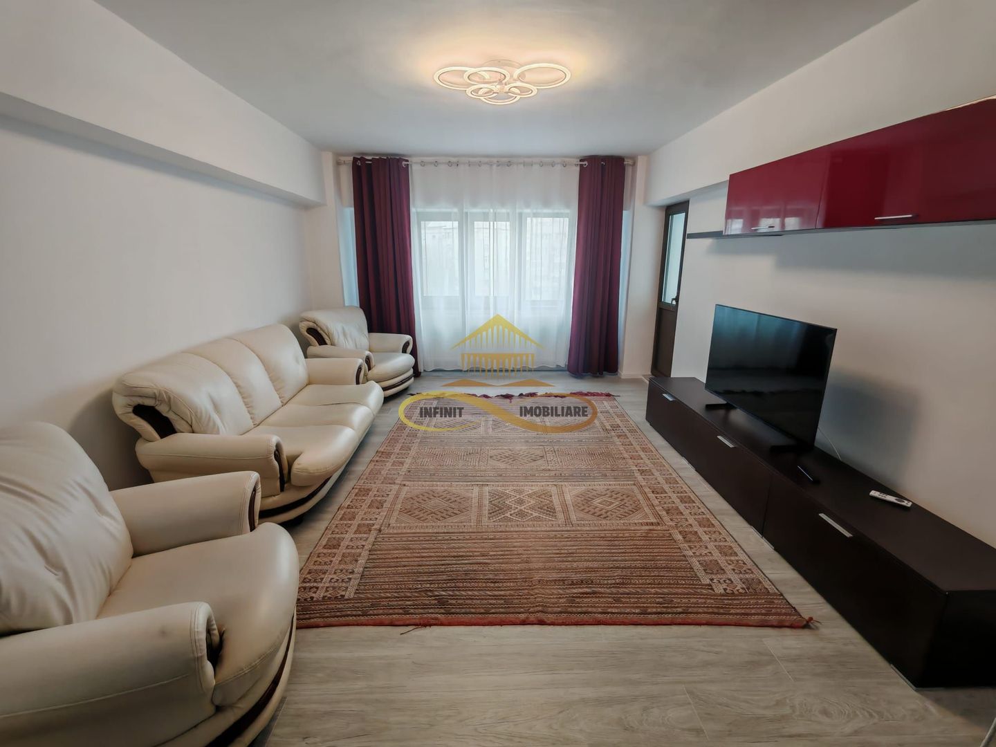 Apartament de inchiriat – 3 camere, str. Stefan cel Mare - Featured Image 1