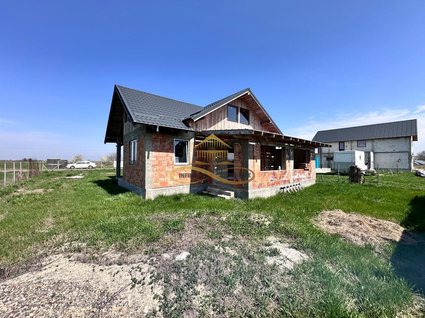 Casa de vanzare Siretu Saucesti Bacau - Featured Image 1