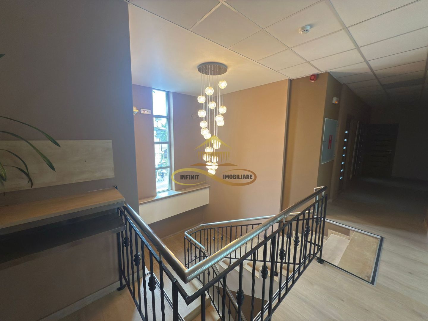 Spatiu de birouri ultra central de inchiriat in Bacau - Featured Image 1
