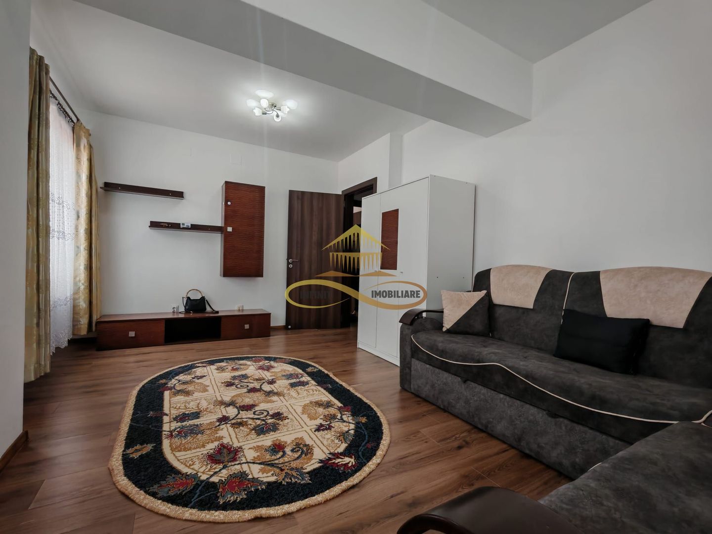 Apartament cu 2 camere decomandate de închiriat – Gallery Image 6 Apartament cu 2 camere decomandate de închiriat - Gallery Image 6